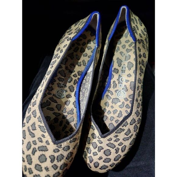 Rothy’s Leopard Print Round Toe Flats Size 7.5 - Picture 1 of 5
